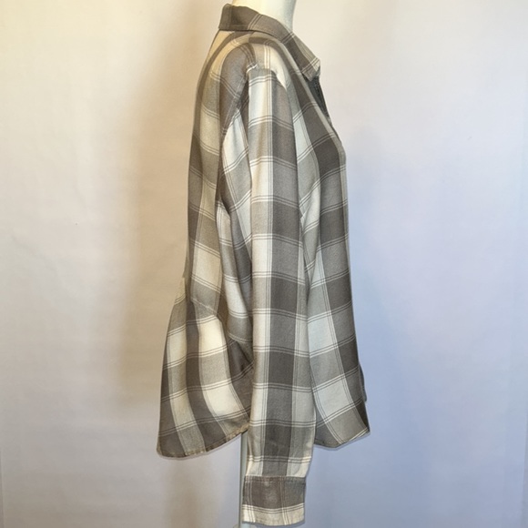 Lucky Brand gray and white super soft flannel button up shirt szL - Picture 4 of 11